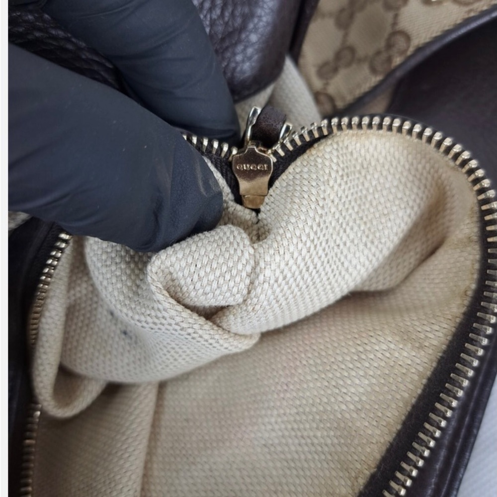 Gucci Bags - Picture 9 of 16